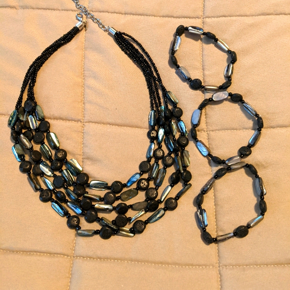 Premier Designs Lava Necklace